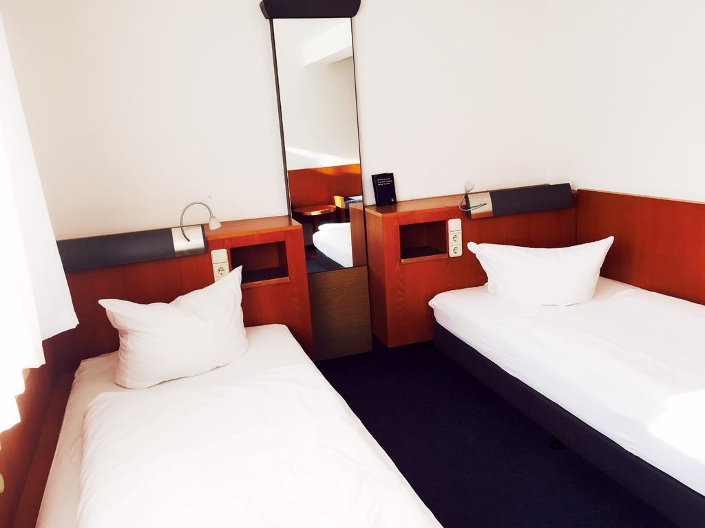 Hotel Imperial Wuppertal Ngoại thất bức ảnh